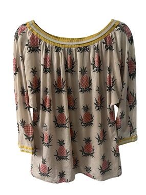 LL Bean Signature Women’s Pineapple Print Top in Cream